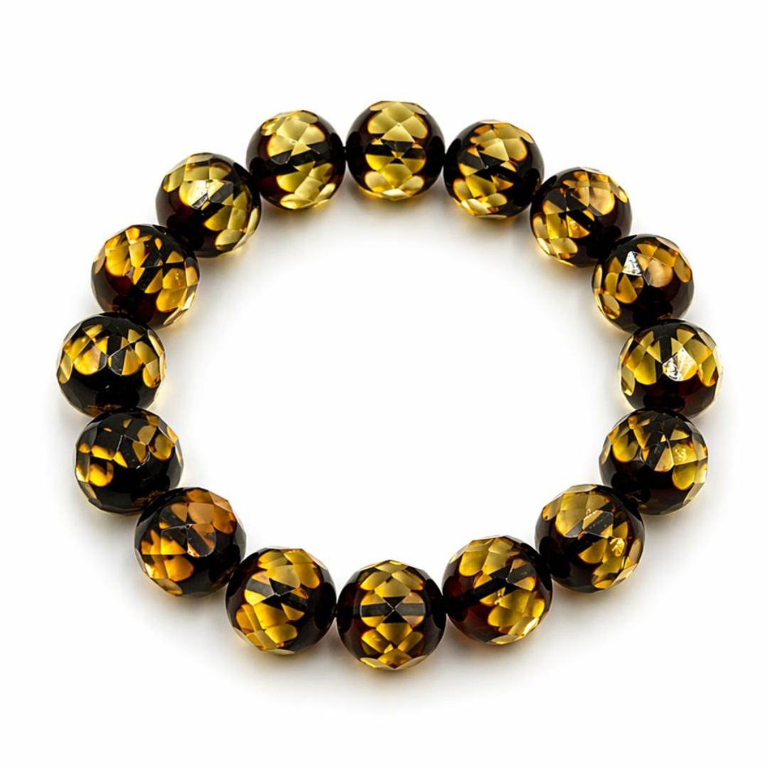 Bracelet with faceted amber