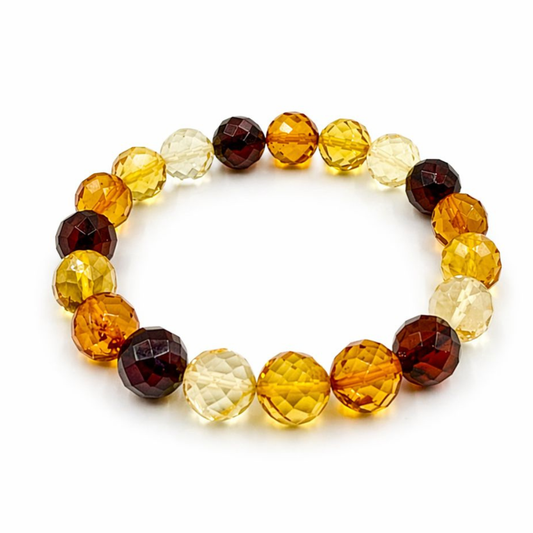 Bracelet with faceted amber