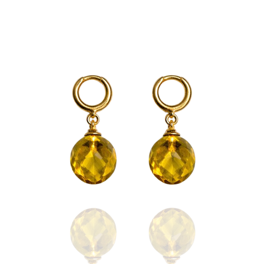 Gold-plated earrings with faceted amber