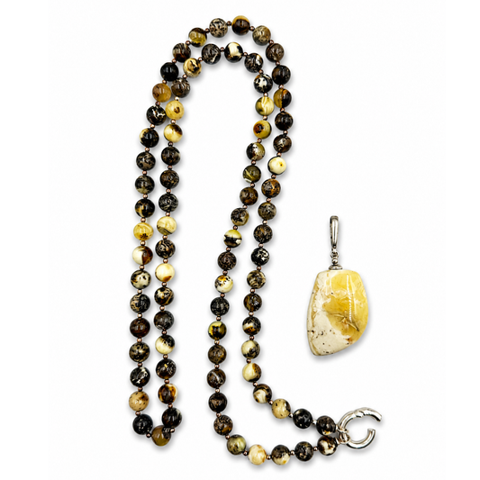 Multicolor Amber Bead Necklace with Silver Pendant