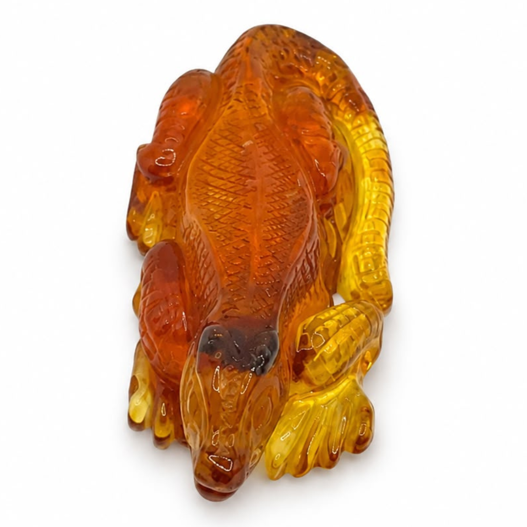 Honey and cognac Baltic amber lizard figurine